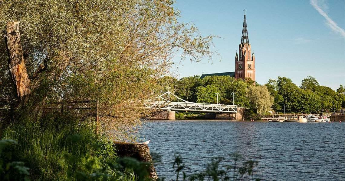 Riverside-Makasiiniranta Pori Esterno foto